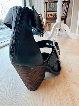 Bonnie Heel - size down .5