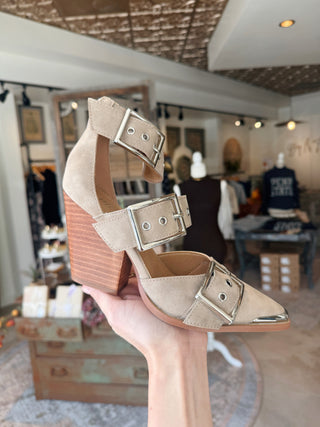 Hendrix Heel - Size down .5