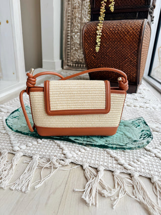 Oaklynn Straw Crossbody w/ Twisted Strap & Snap Closure