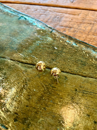 Round Gold Stud