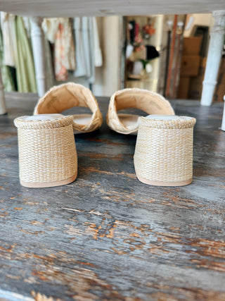 Winona Heel