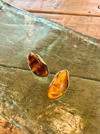 Resin Drop Studs